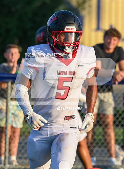 Thumbnail 3 in Lakota West @ St. Xavier photogallery.