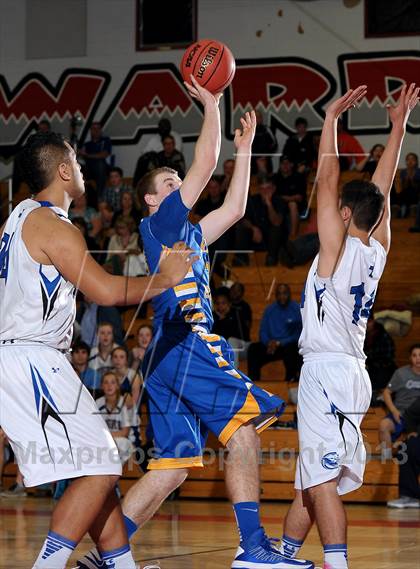 Thumbnail 2 in Ripon Christian vs. Capital Christian (CIF SJS D5 Playoffs) photogallery.