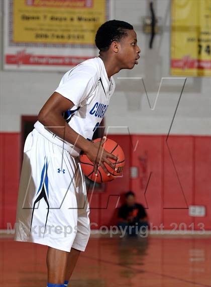 Thumbnail 3 in Ripon Christian vs. Capital Christian (CIF SJS D5 Playoffs) photogallery.