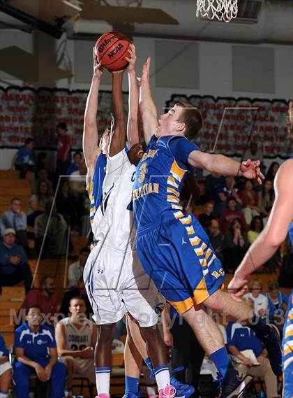 Thumbnail 2 in Ripon Christian vs. Capital Christian (CIF SJS D5 Playoffs) photogallery.