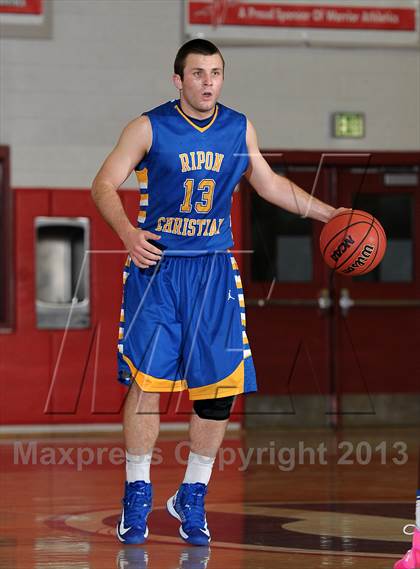 Thumbnail 2 in Ripon Christian vs. Capital Christian (CIF SJS D5 Playoffs) photogallery.