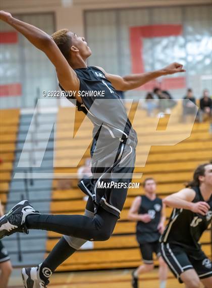 Thumbnail 1 in Mission Vista @ Canyon Crest Academy photogallery.