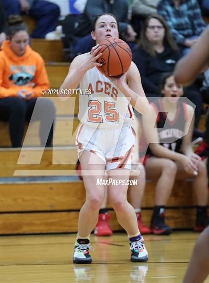 Thumbnail 3 in Circleville @ Amanda-Clearcreek photogallery.