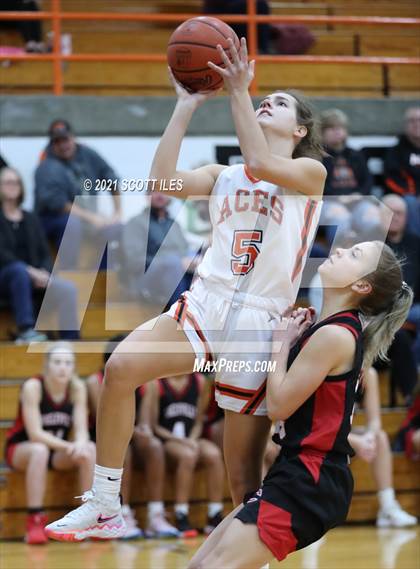 Thumbnail 1 in Circleville @ Amanda-Clearcreek photogallery.