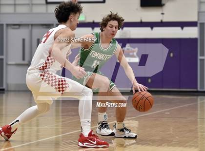 Thumbnail 1 in Tumwater vs. King's photogallery.