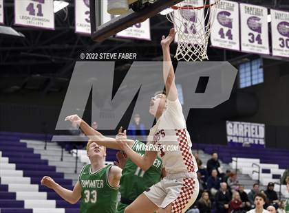 Thumbnail 1 in Tumwater vs. King's photogallery.