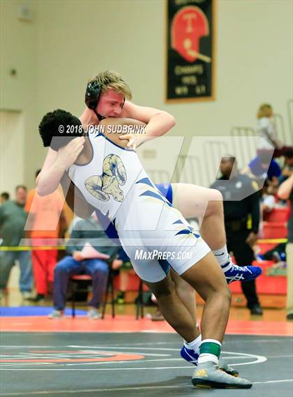 Thumbnail 3 in VHSL Class 4 Region A Regional Finals photogallery.
