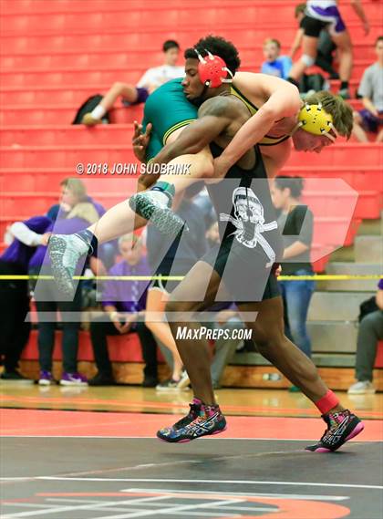 Thumbnail 3 in VHSL Class 4 Region A Regional Finals photogallery.