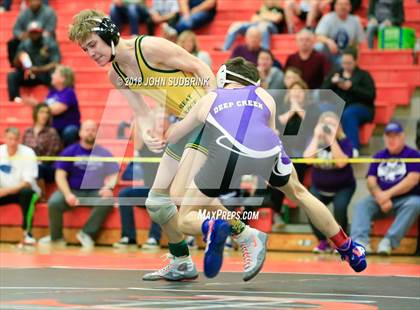 Thumbnail 3 in VHSL Class 4 Region A Regional Finals photogallery.