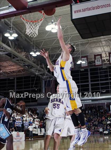 Thumbnail 1 in Serra vs. Bellarmine (CIF CCS D1 Final) photogallery.