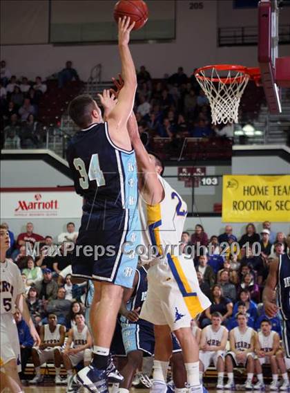 Thumbnail 1 in Serra vs. Bellarmine (CIF CCS D1 Final) photogallery.