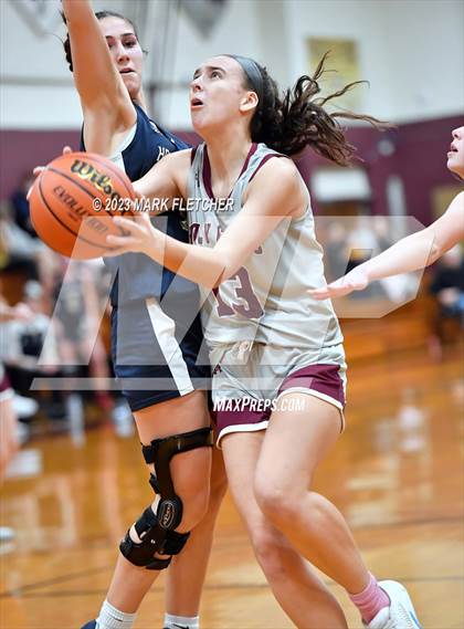 Thumbnail 2 in Holy Cross vs Holy Spirit (NJSIAA Non-Public South B Quarterfinal) photogallery.