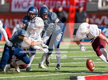 Thumbnail 2 in Corner Canyon vs. Lone Peak (UHSAA 6A Semifinal) photogallery.