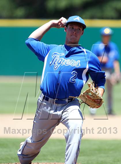 Thumbnail 3 in Analy vs. Acalanes (CIF NCS D3 Final) photogallery.