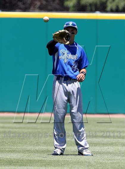 Thumbnail 2 in Analy vs. Acalanes (CIF NCS D3 Final) photogallery.