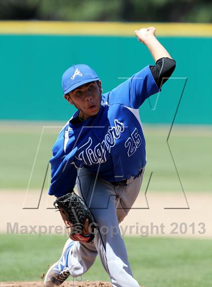 Thumbnail 2 in Analy vs. Acalanes (CIF NCS D3 Final) photogallery.