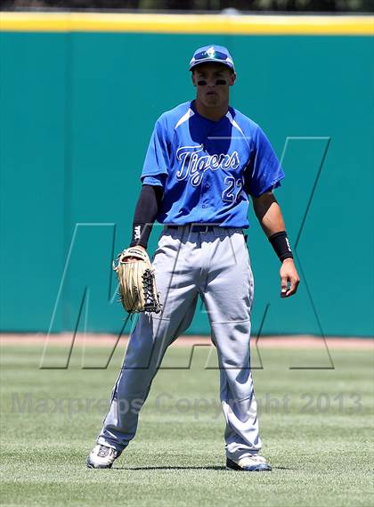 Thumbnail 1 in Analy vs. Acalanes (CIF NCS D3 Final) photogallery.