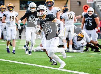 Thumbnail 3 in Bellevue @ Eastside Catholic (WIAA 3A Semifinal) photogallery.