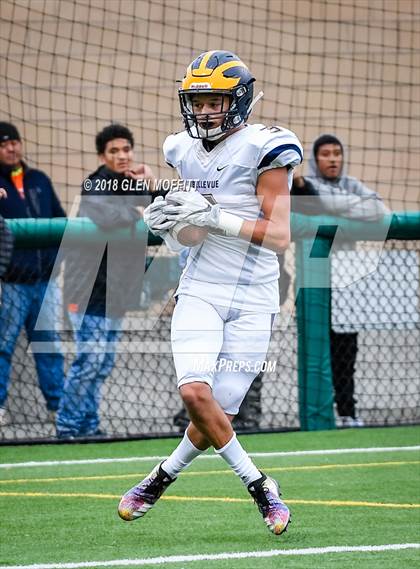 Thumbnail 2 in Bellevue @ Eastside Catholic (WIAA 3A Semifinal) photogallery.