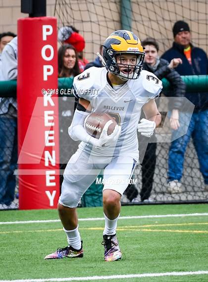 Thumbnail 3 in Bellevue @ Eastside Catholic (WIAA 3A Semifinal) photogallery.