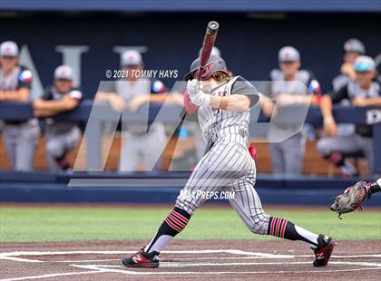 Thumbnail 2 in Rockwall vs. Rockwall-Heath (UIL 6A Region Final) photogallery.