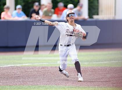 Thumbnail 3 in Rockwall vs. Rockwall-Heath (UIL 6A Region Final) photogallery.