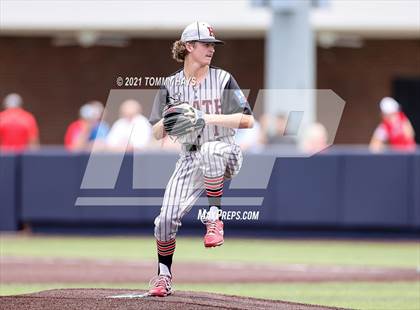Thumbnail 3 in Rockwall vs. Rockwall-Heath (UIL 6A Region Final) photogallery.