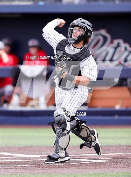 Thumbnail 3 in Rockwall vs. Rockwall-Heath (UIL 6A Region Final) photogallery.