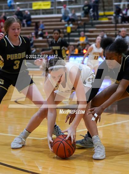 Thumbnail 3 in Purdue Polytechnic vs. Speedway (IHSAA 3A Sectional Semi-Final) photogallery.