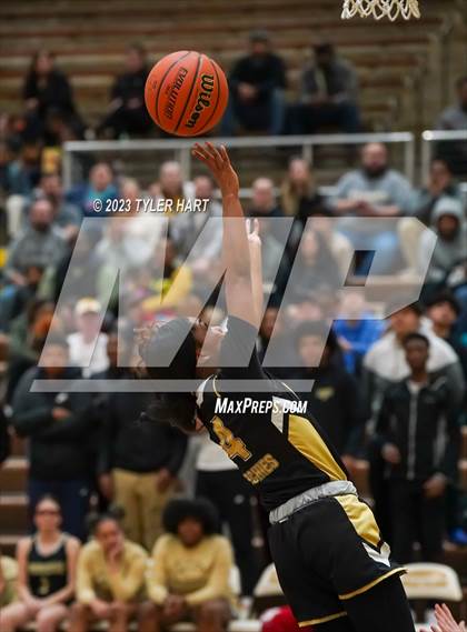 Thumbnail 2 in Purdue Polytechnic vs. Speedway (IHSAA 3A Sectional Semi-Final) photogallery.