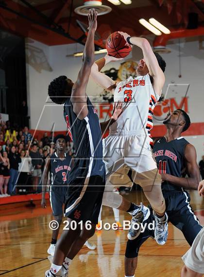Thumbnail 3 in Hazel Green @ Grissom photogallery.