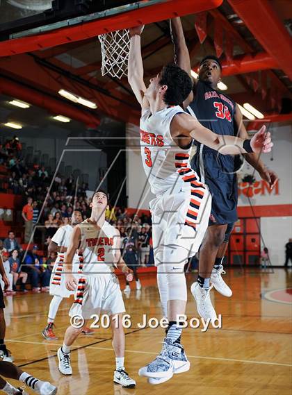 Thumbnail 3 in Hazel Green @ Grissom photogallery.