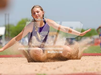 Thumbnail 1 in UIL 3A Area Track Meet photogallery.