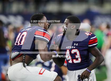 Thumbnail 1 in Cedar Park vs. Ryan (UIL 5A Division 1 Final) photogallery.