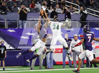 Thumbnail 1 in Cedar Park vs. Ryan (UIL 5A Division 1 Final) photogallery.