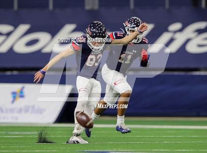 Thumbnail 2 in Cedar Park vs. Ryan (UIL 5A Division 1 Final) photogallery.