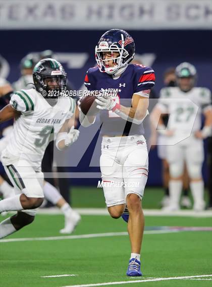 Thumbnail 2 in Cedar Park vs. Ryan (UIL 5A Division 1 Final) photogallery.