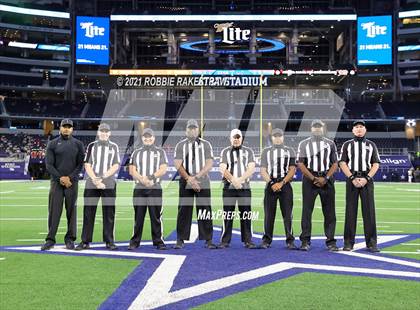 Thumbnail 2 in Cedar Park vs. Ryan (UIL 5A Division 1 Final) photogallery.