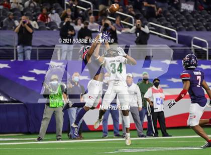 Thumbnail 2 in Cedar Park vs. Ryan (UIL 5A Division 1 Final) photogallery.