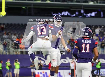 Thumbnail 2 in Cedar Park vs. Ryan (UIL 5A Division 1 Final) photogallery.