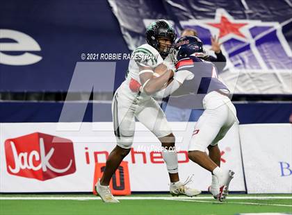 Thumbnail 2 in Cedar Park vs. Ryan (UIL 5A Division 1 Final) photogallery.
