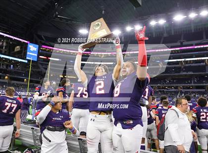 Thumbnail 1 in Cedar Park vs. Ryan (UIL 5A Division 1 Final) photogallery.