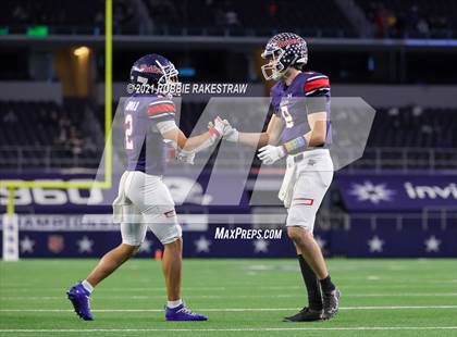 Thumbnail 3 in Cedar Park vs. Ryan (UIL 5A Division 1 Final) photogallery.