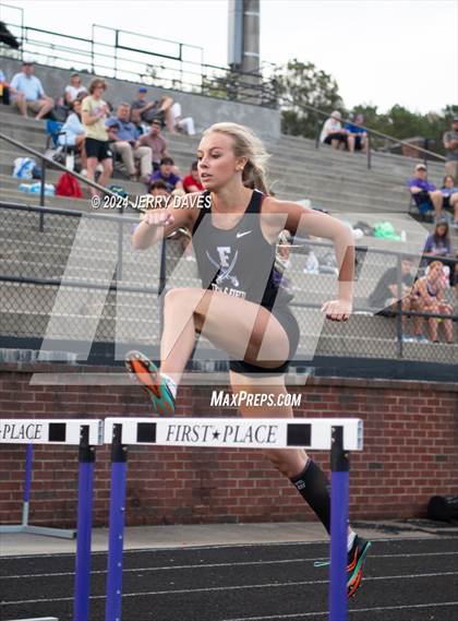 Thumbnail 2 in Gilmer Meet photogallery.