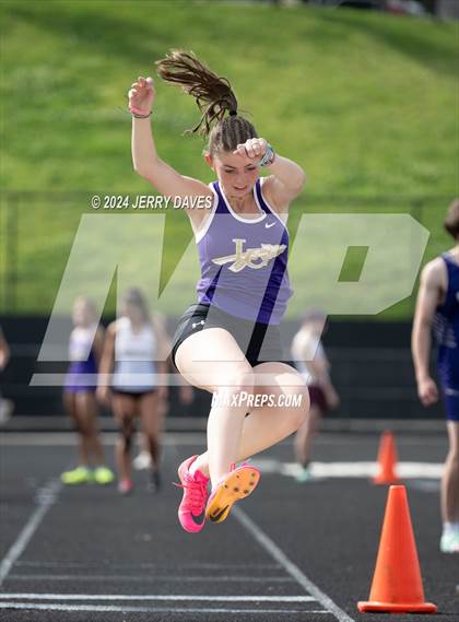 Thumbnail 1 in Gilmer Meet photogallery.