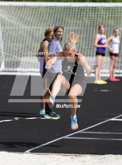 Thumbnail 1 in Gilmer Meet photogallery.