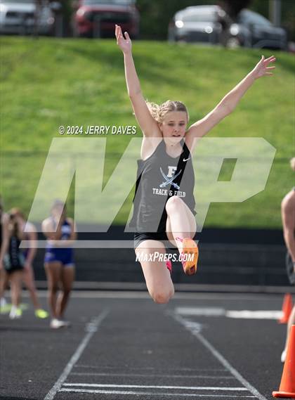 Thumbnail 2 in Gilmer Meet photogallery.