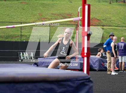 Thumbnail 1 in Gilmer Meet photogallery.