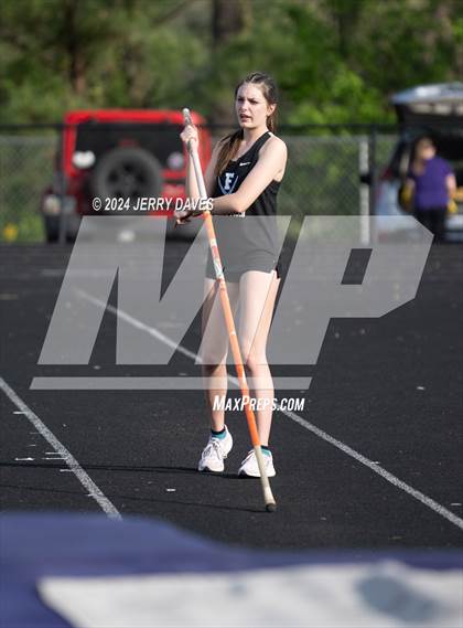 Thumbnail 1 in Gilmer Meet photogallery.