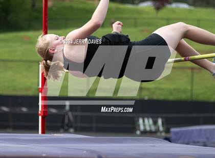 Thumbnail 3 in Gilmer Meet photogallery.
